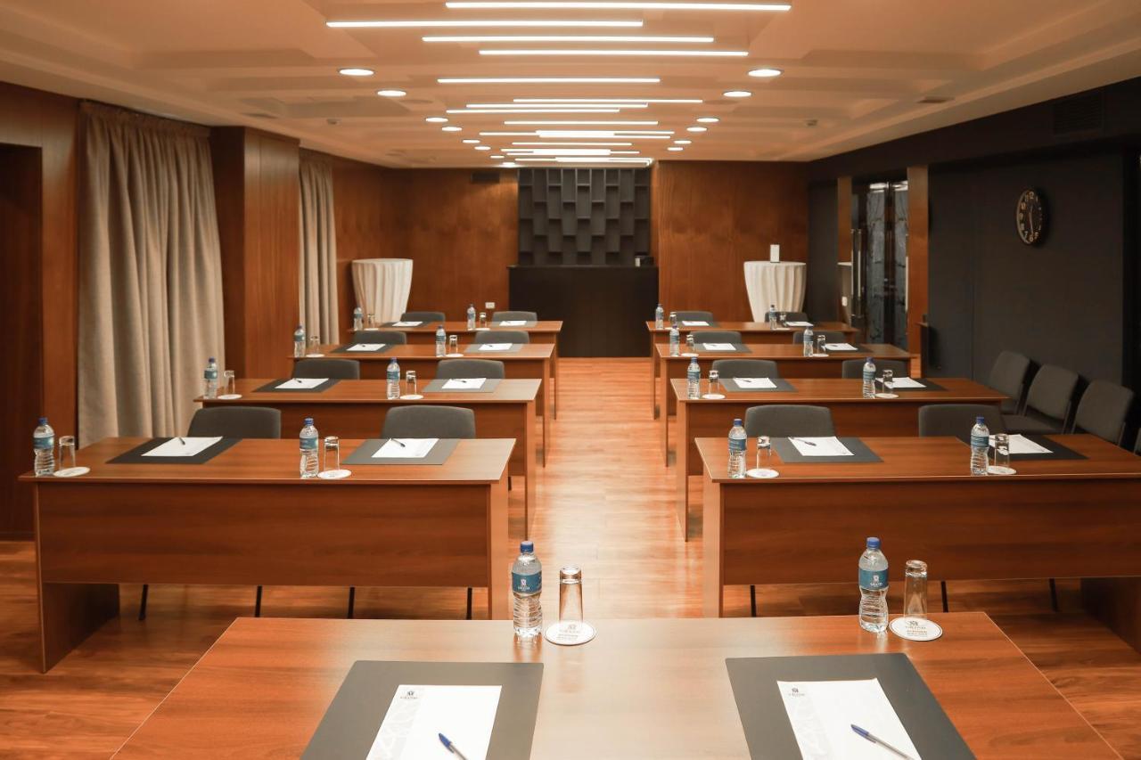 Grand M Hotel Navoi Exterior photo